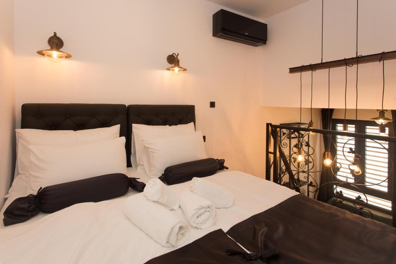 Amaizing Apartment Near Airport Kastel Stafilic Exterior photo